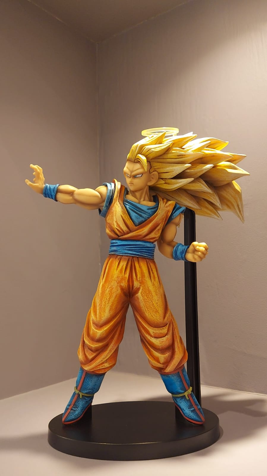 Dragonball Son Goku (Super Saiyan 3) Repainted Figure – Japanime