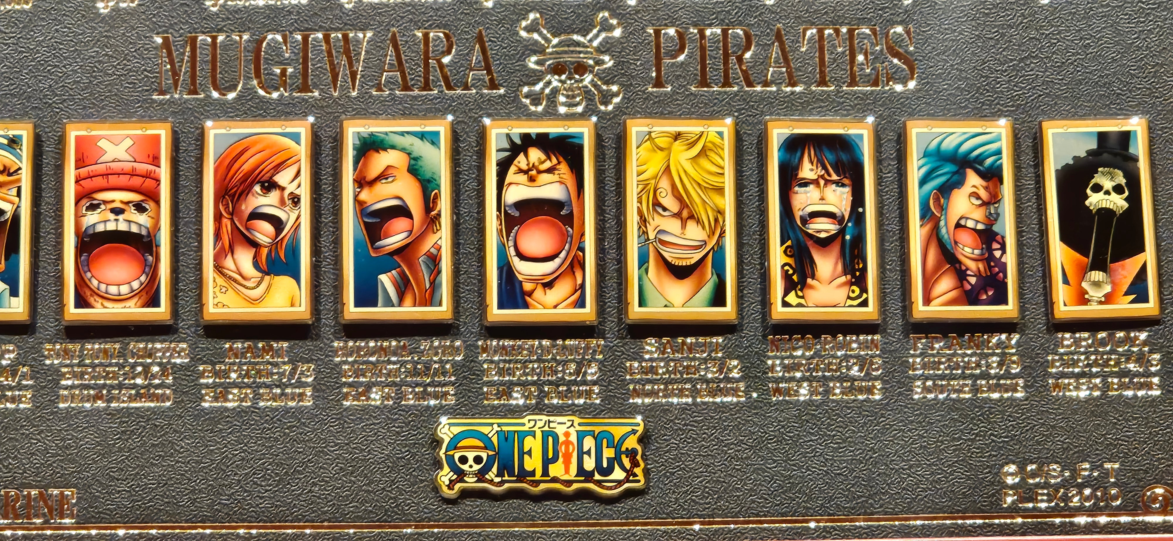 Conjunto de insignias y pins del póster de One Piece WANTED