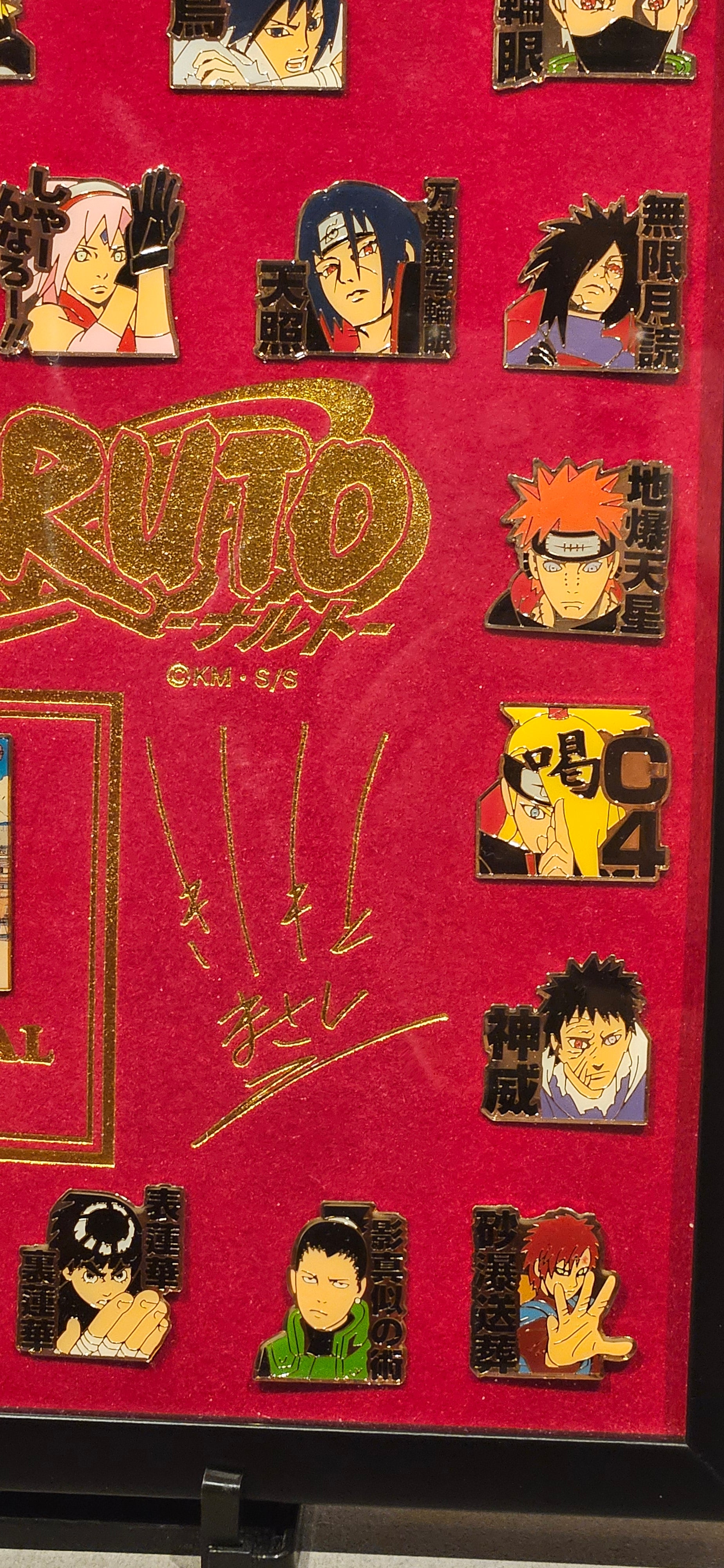 Conjunto de insignias y pins de jutsu de personajes de Naruto
