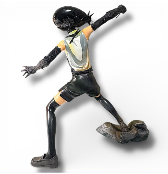 Chainsaw Man Repainted Figure (Bomb)