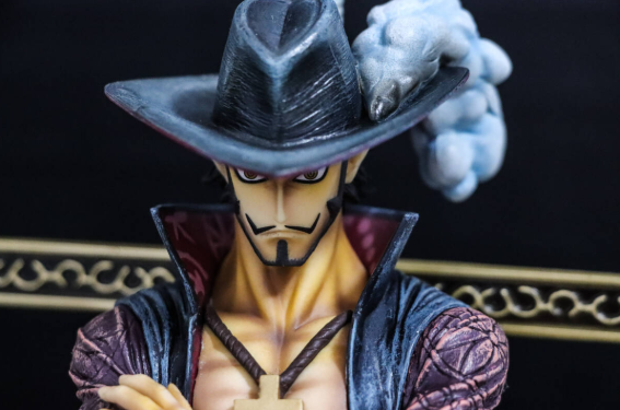 One Piece Mihawk Repainted Figure