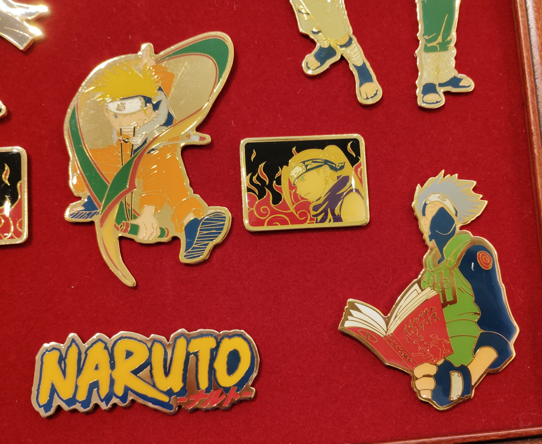 Naruto Character Limited Pin Badge Set