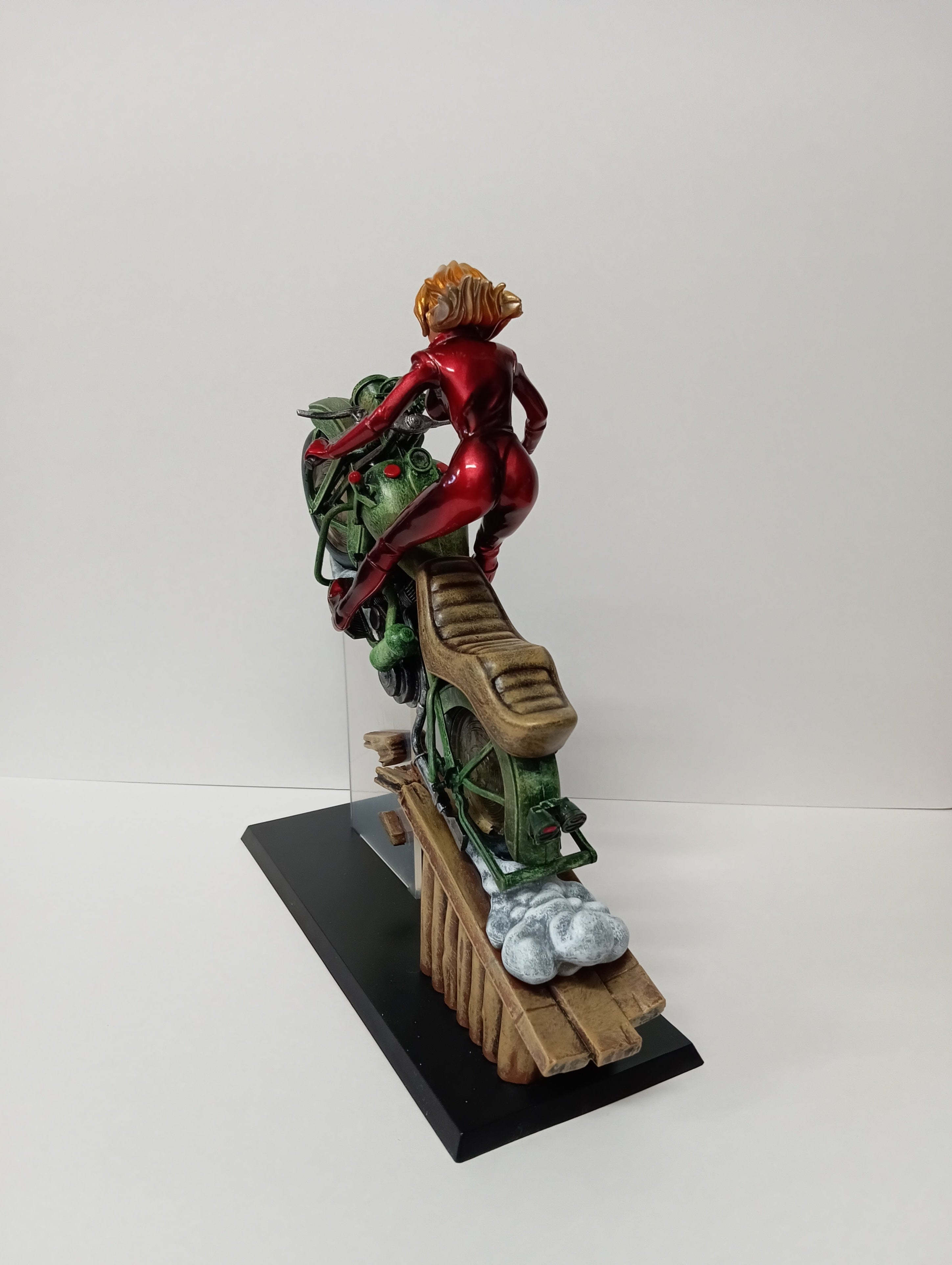 Lupin the Third Fujiko Repainted Figure