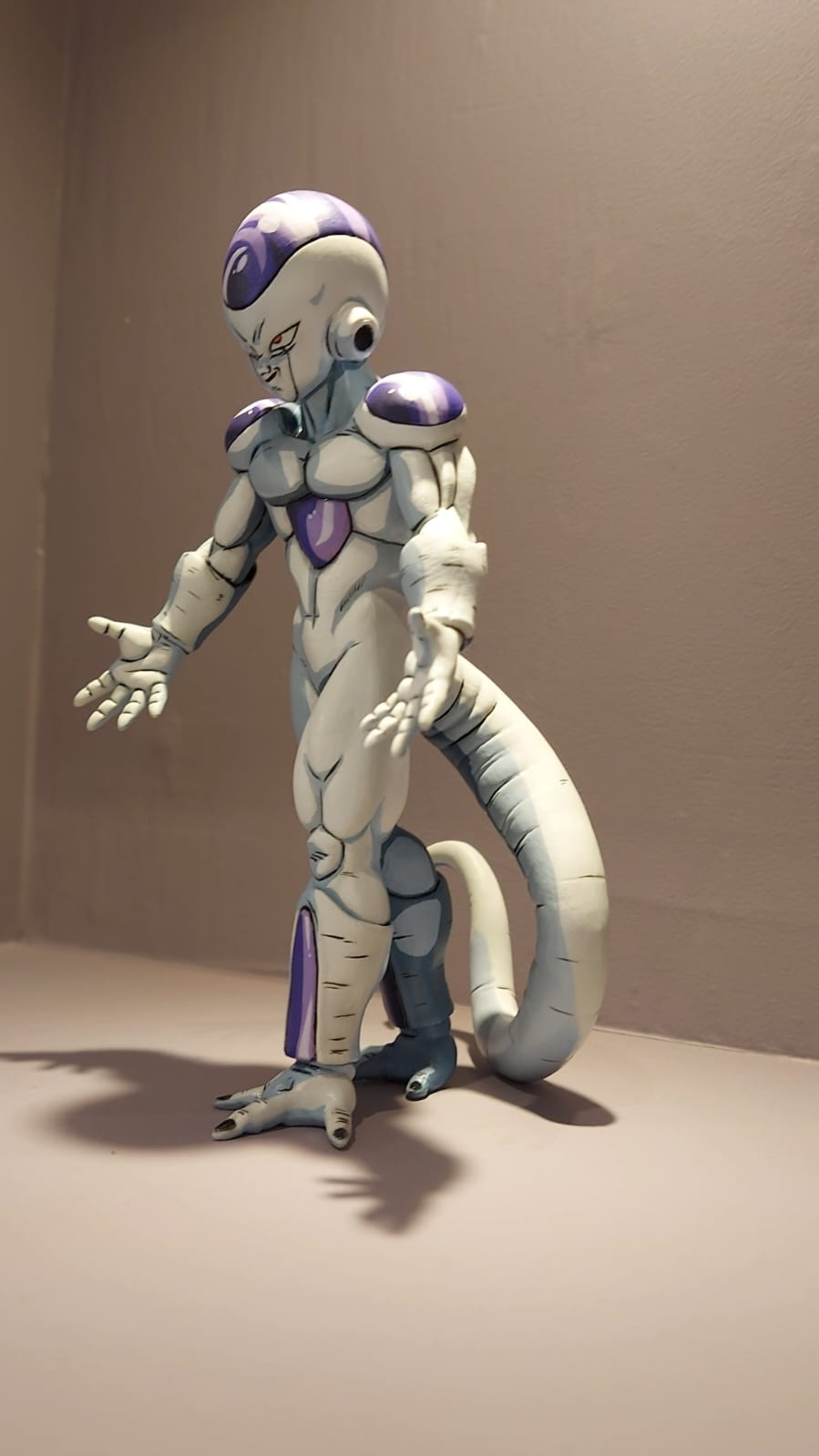 Figura repintada de Freezer de Dragon Ball