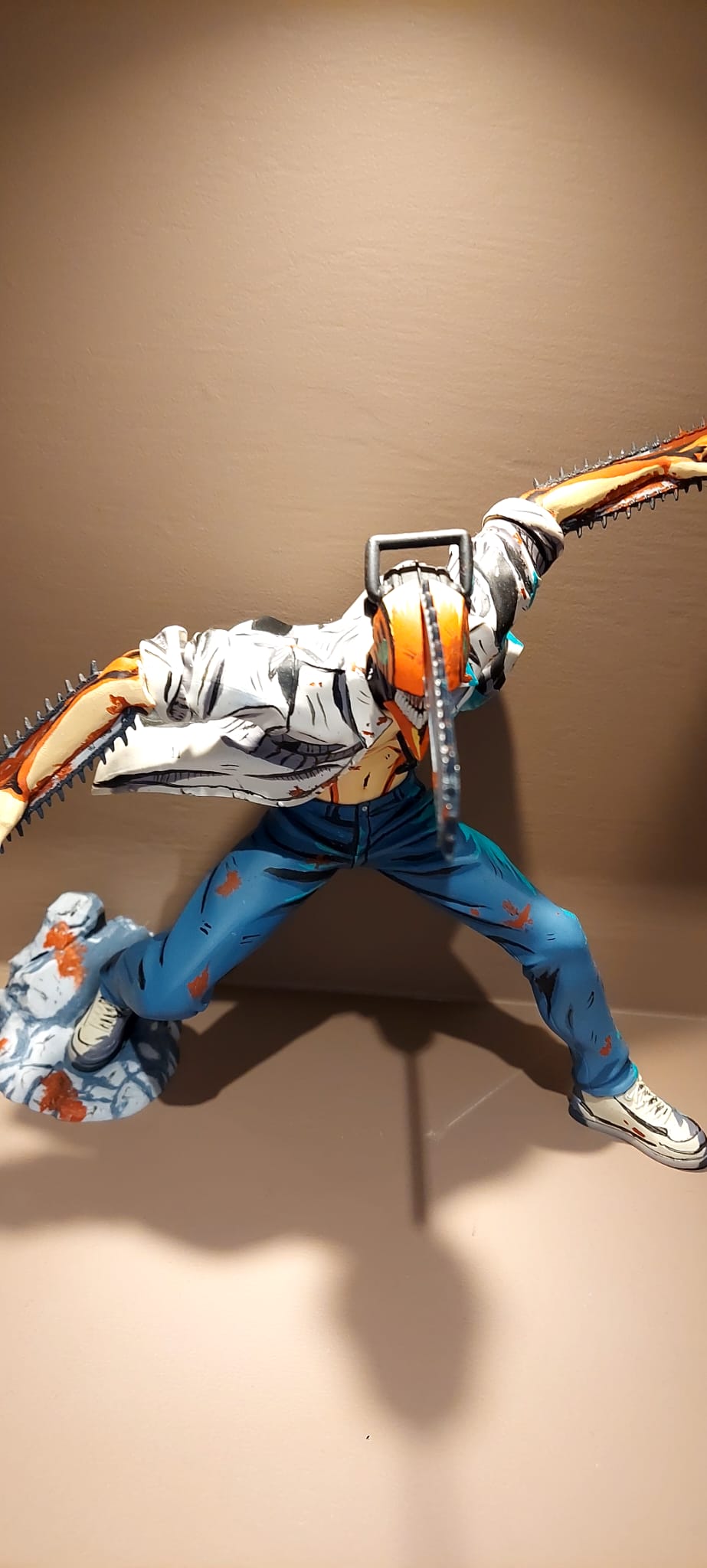 Chainsaw Man Repainted Figure