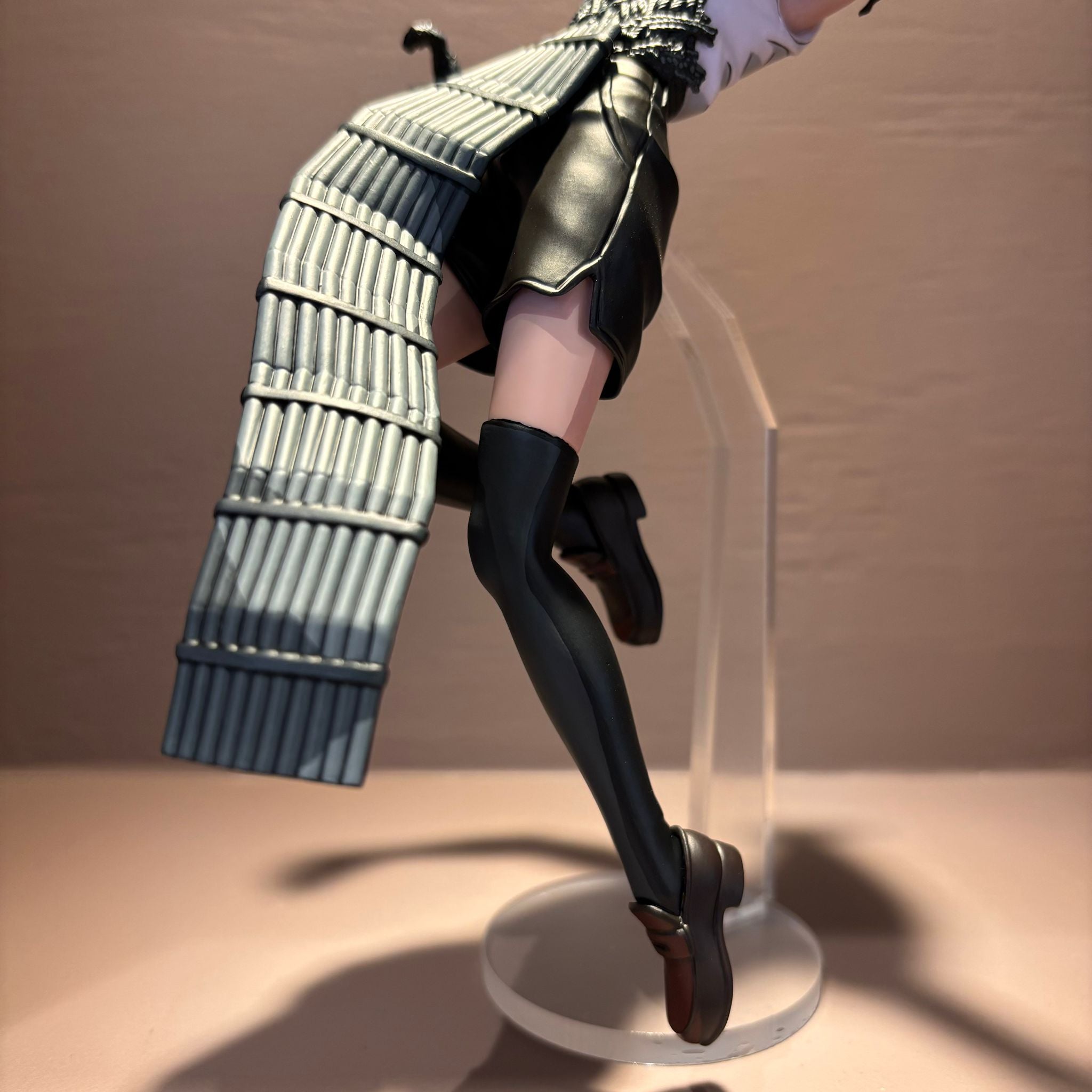Chainsaw Man Repainted Figure (Bomb)