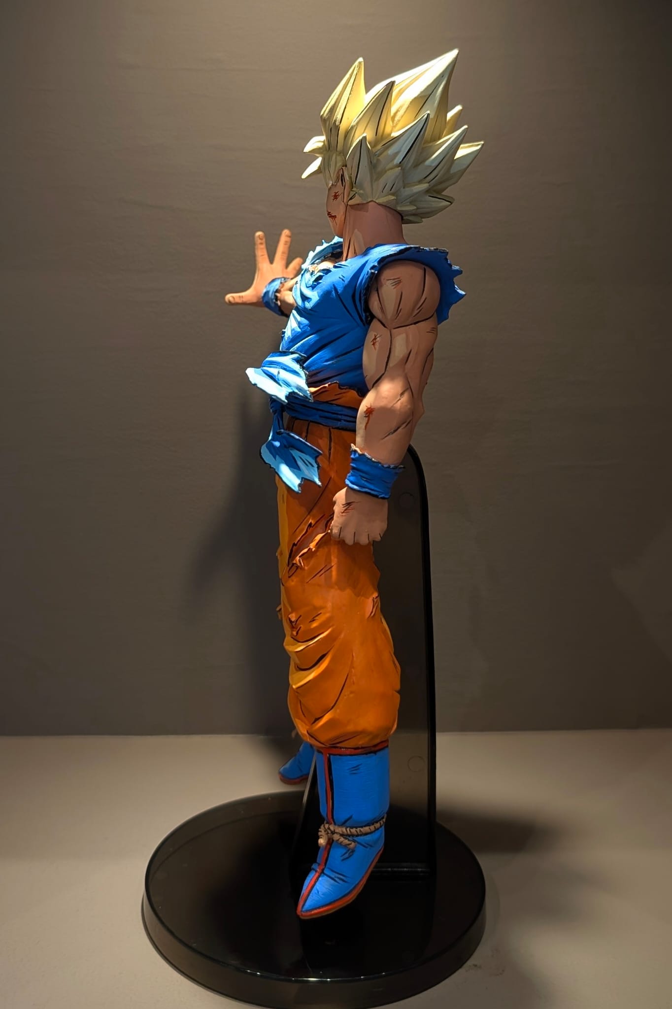 Dragon Ball Z Repainted Figure "Son Goku"
